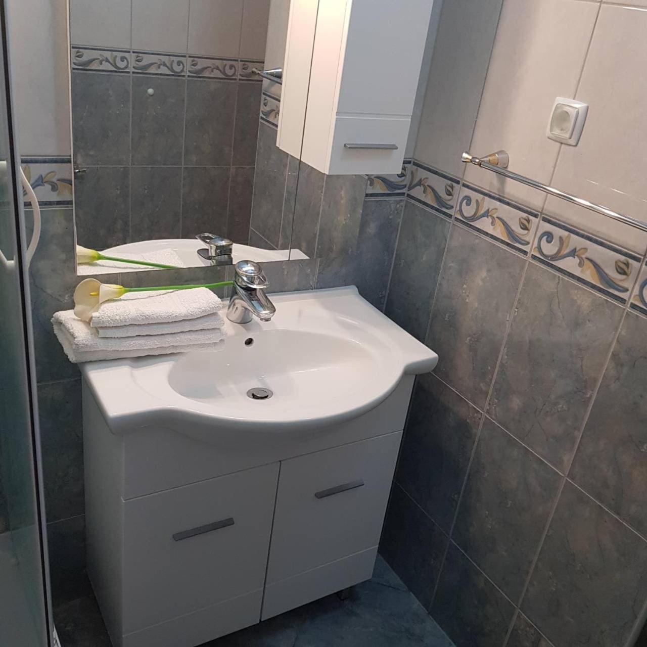 Apartmani Katarina Макарска Стая снимка