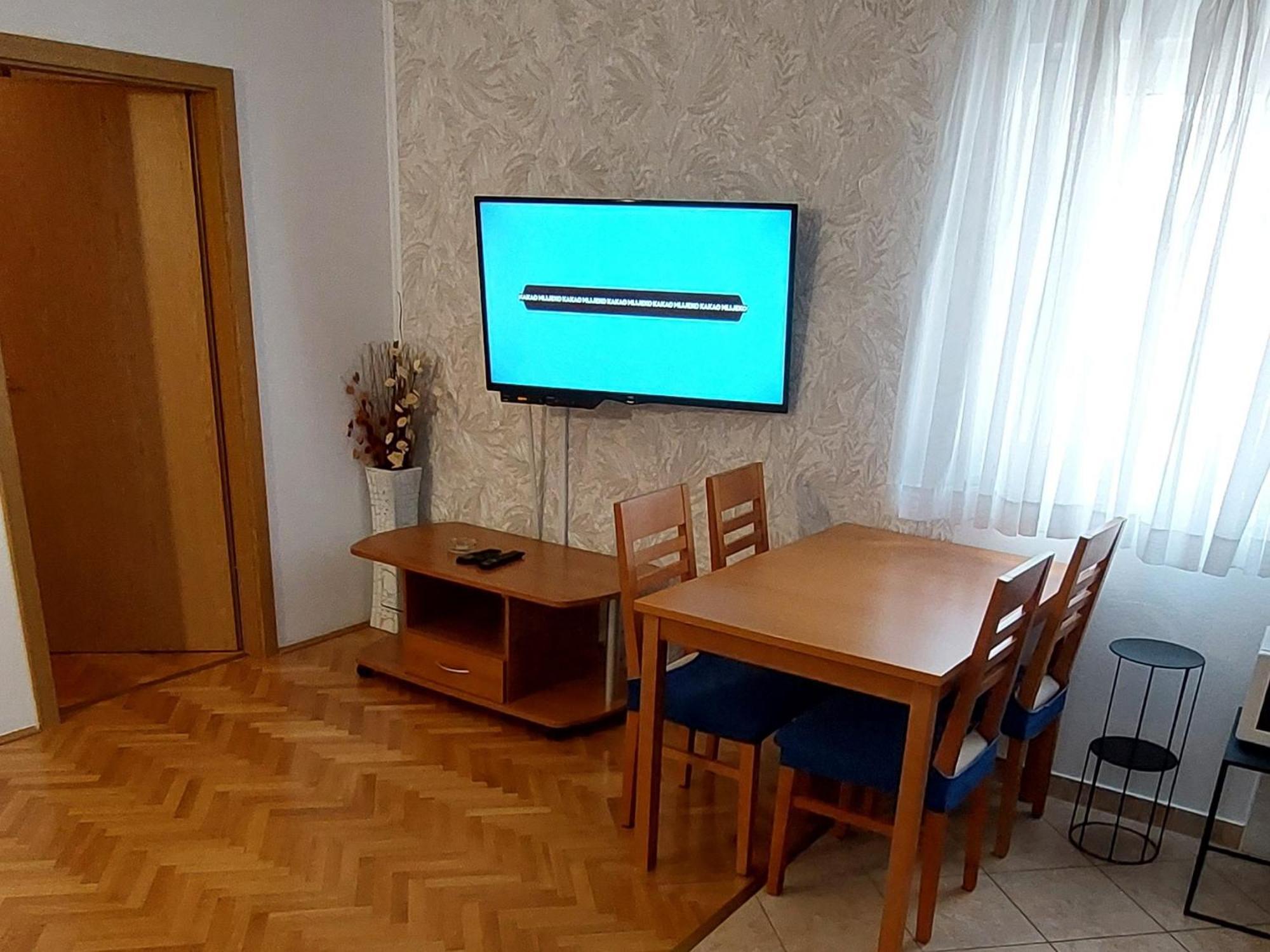 Apartmani Katarina Макарска Екстериор снимка