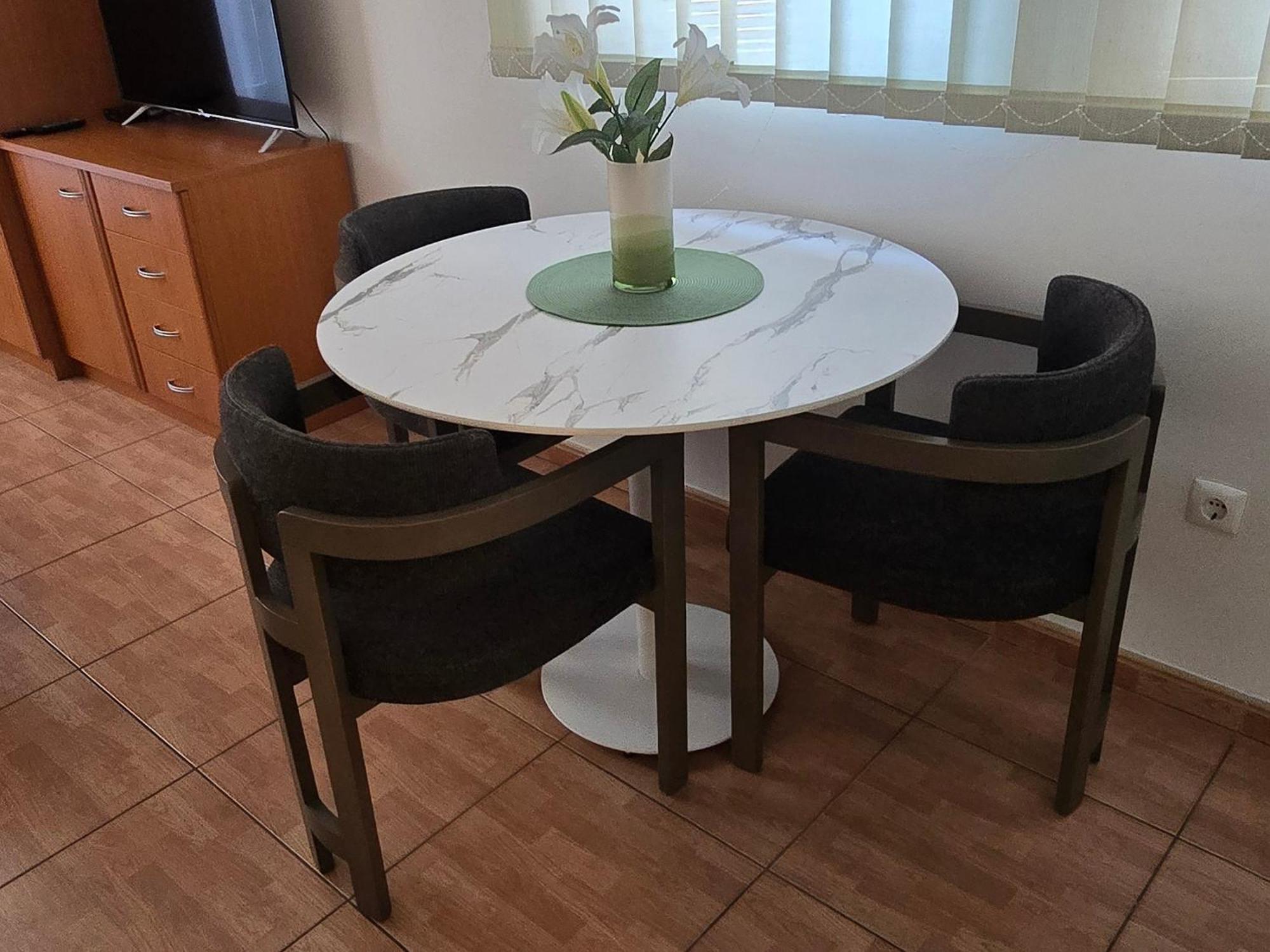 Apartmani Katarina Макарска Екстериор снимка